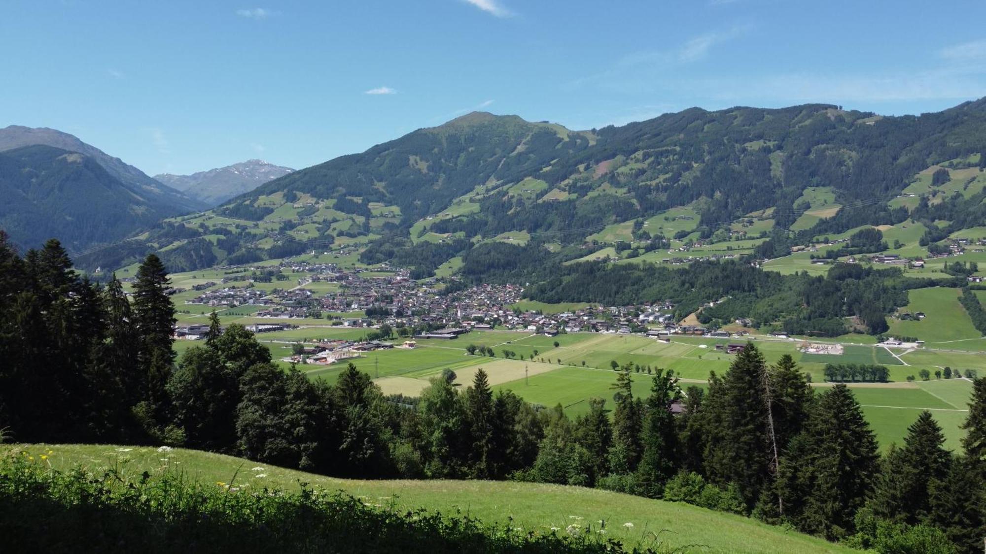 Grand Alpin Panorama Lodge Top 3 Hart im Zillertal Ngoại thất bức ảnh